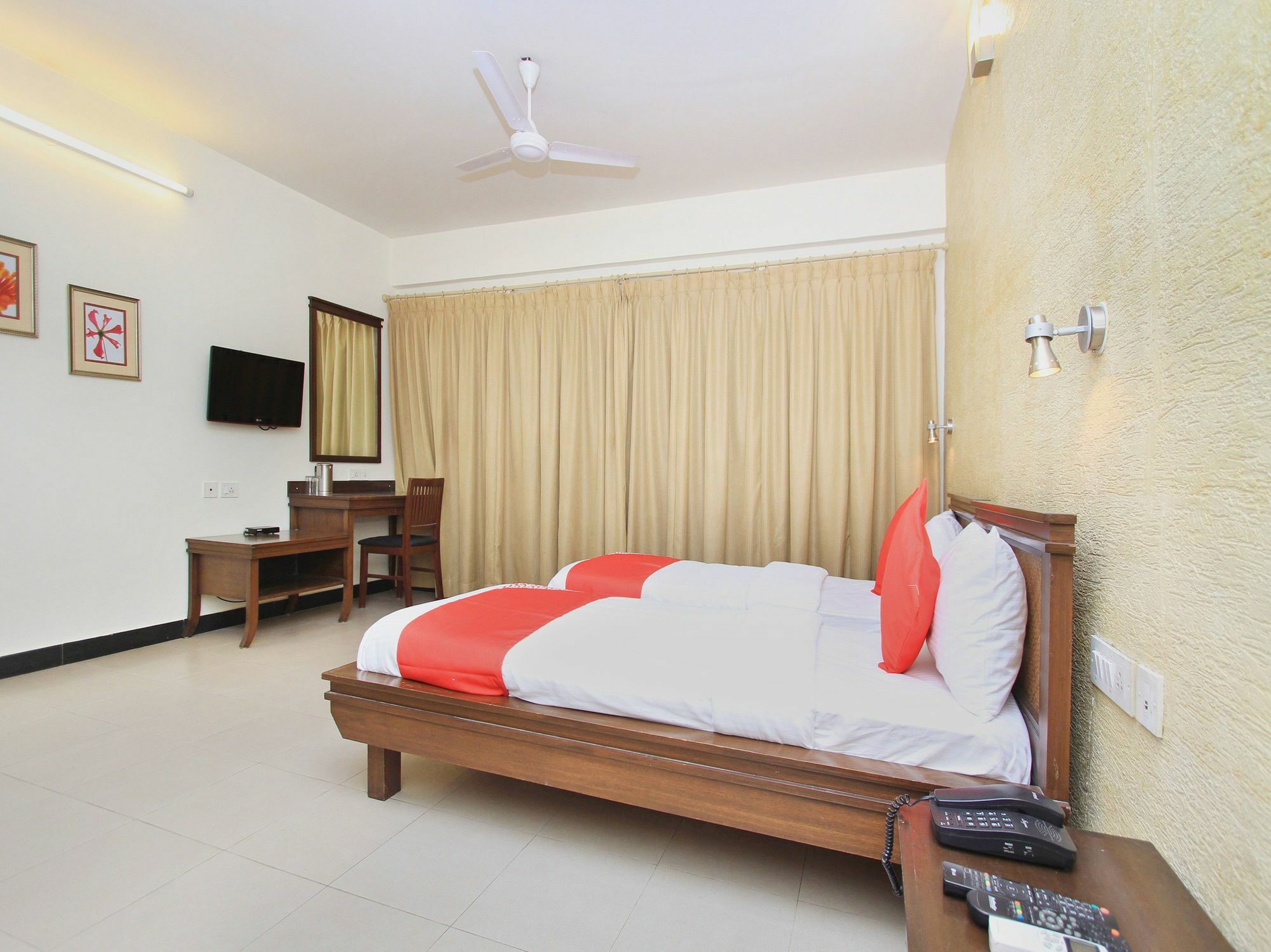 Oyo 345 Hotel Red Mount Aquilla Bengaluru Zewnętrze zdjęcie