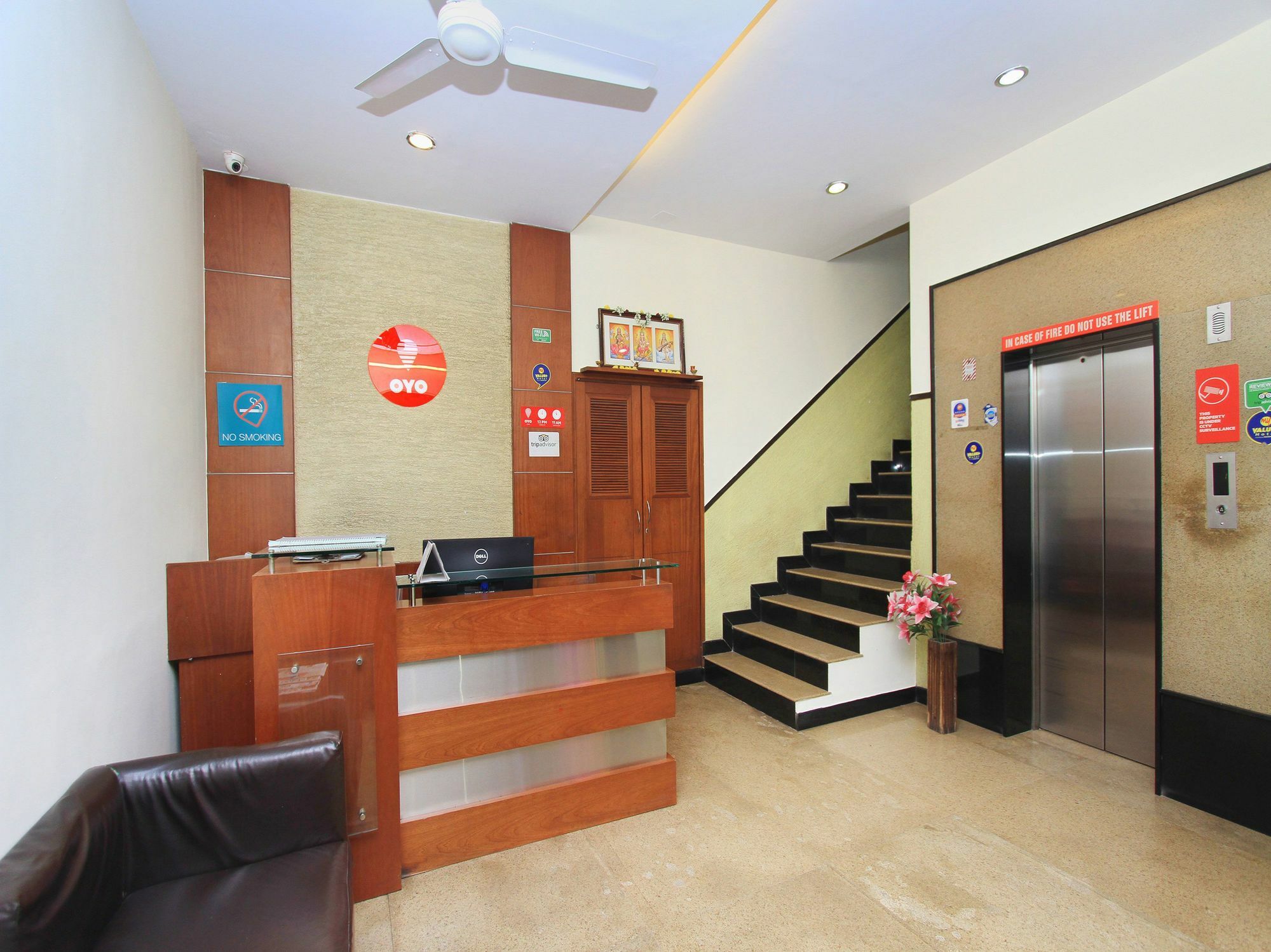 Oyo 345 Hotel Red Mount Aquilla Bengaluru Zewnętrze zdjęcie